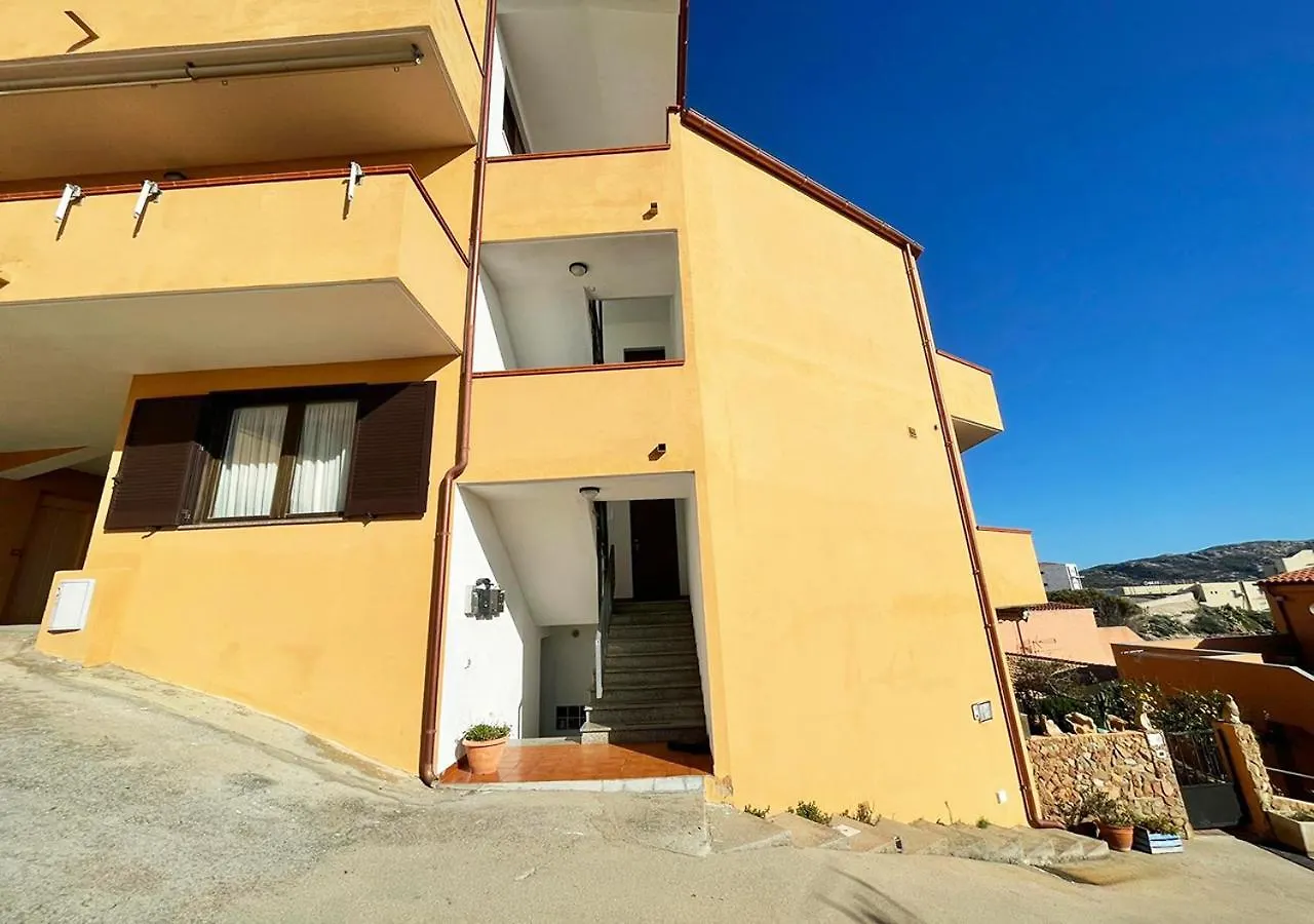 Pgs Immobiliare Srls Supramare Quadrilocale Con Balcone Vista Mare E Parcheggio Privato La Maddalena Apartment  La Maddalena (Sassari)